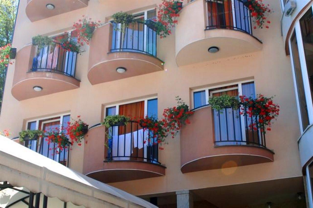 Villa Di Lusso Ribarska Banja Esterno foto